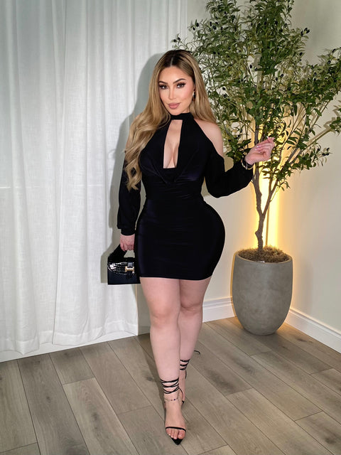 Noemi Black Dress