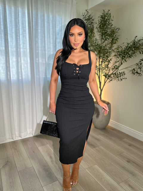 Melie Medi Black Dress