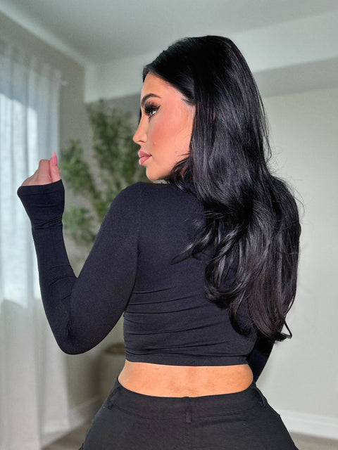 Conservative Black Top