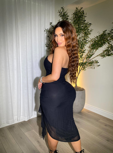 Graceful Black Dress